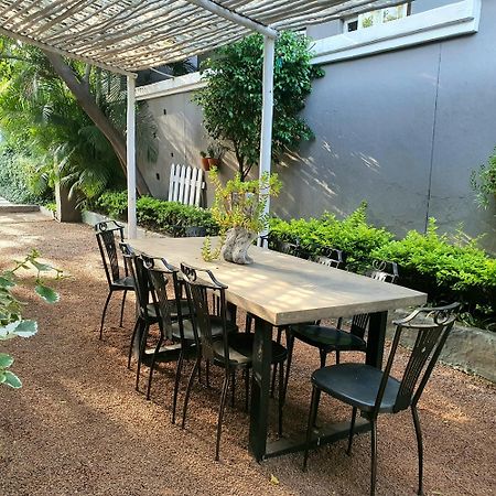 Waterhouse Guest Lodge In Muckleneuk Pretoria Luaran gambar