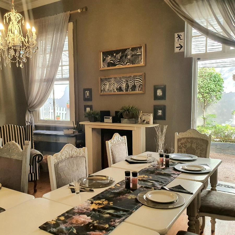 Waterhouse Guest Lodge In Muckleneuk Pretoria Luaran gambar