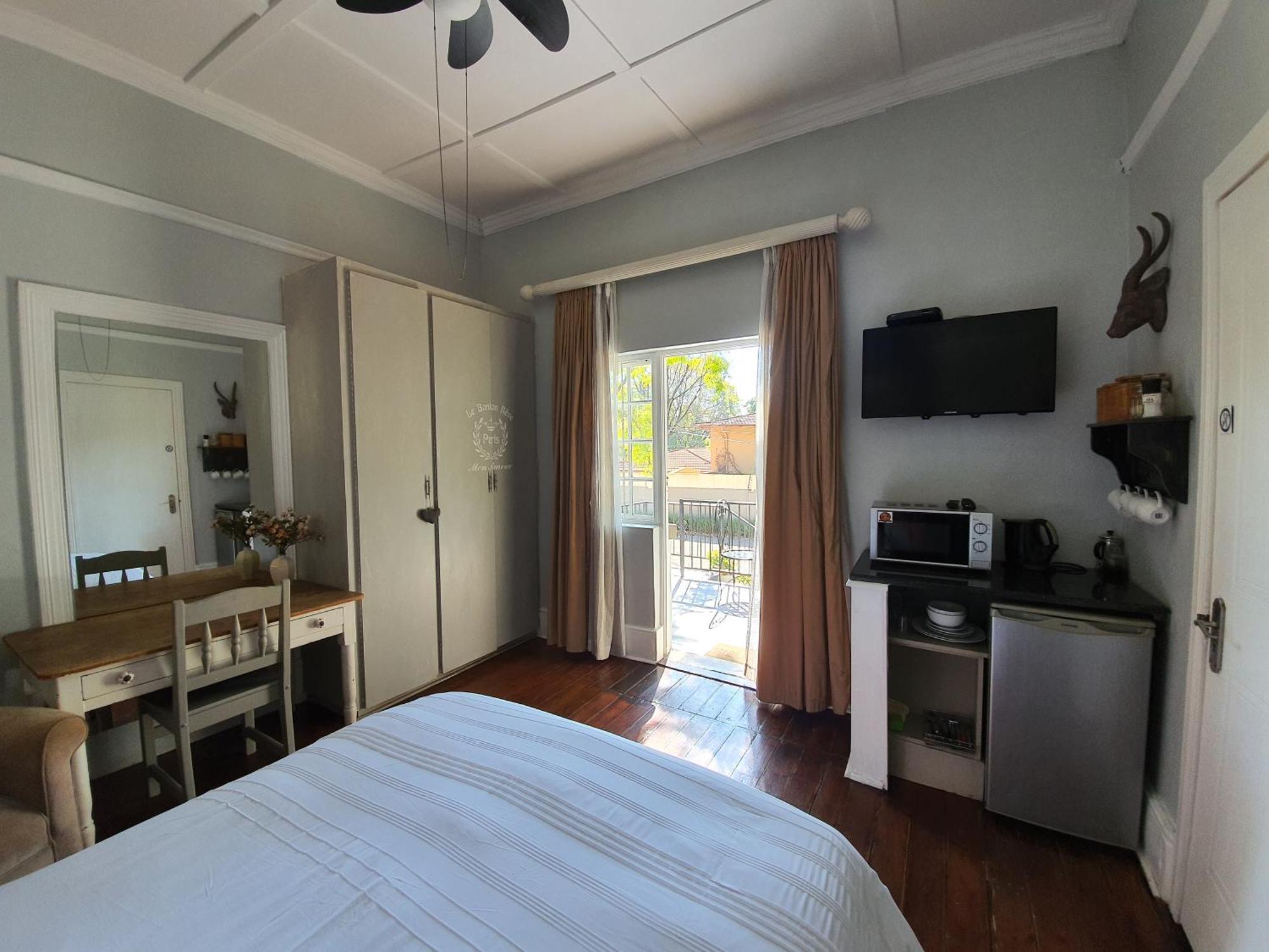 Waterhouse Guest Lodge In Muckleneuk Pretoria Bilik gambar