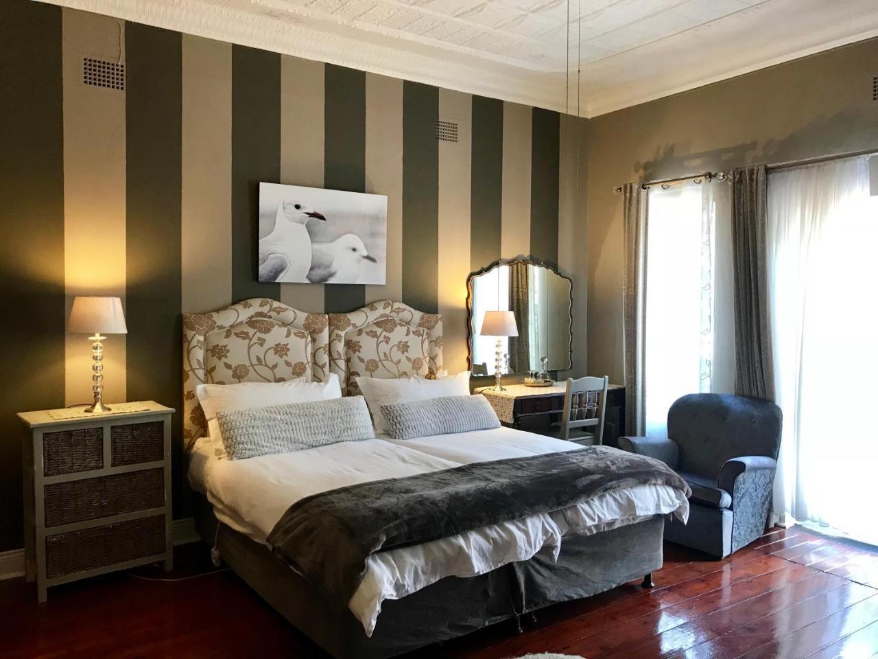 Waterhouse Guest Lodge In Muckleneuk Pretoria Luaran gambar