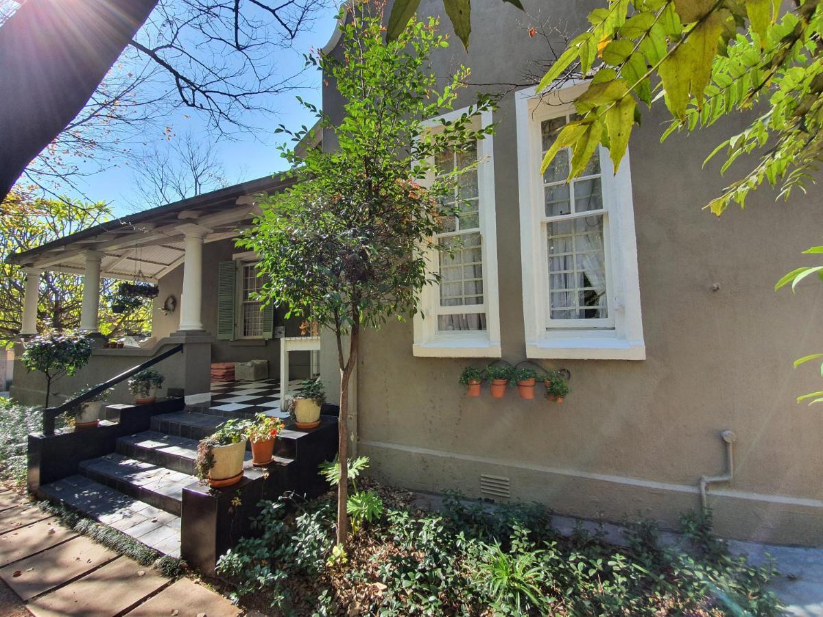 Waterhouse Guest Lodge In Muckleneuk Pretoria Luaran gambar
