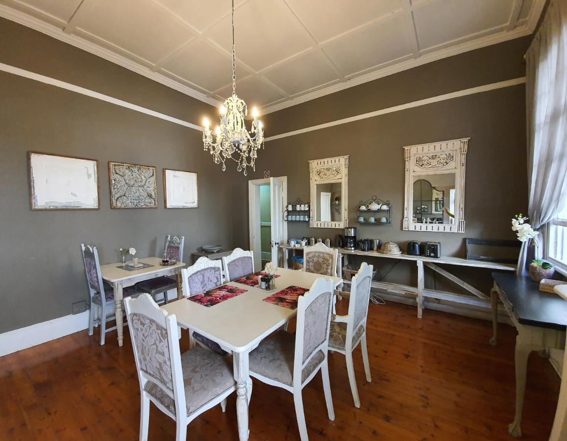 Waterhouse Guest Lodge In Muckleneuk Pretoria Luaran gambar
